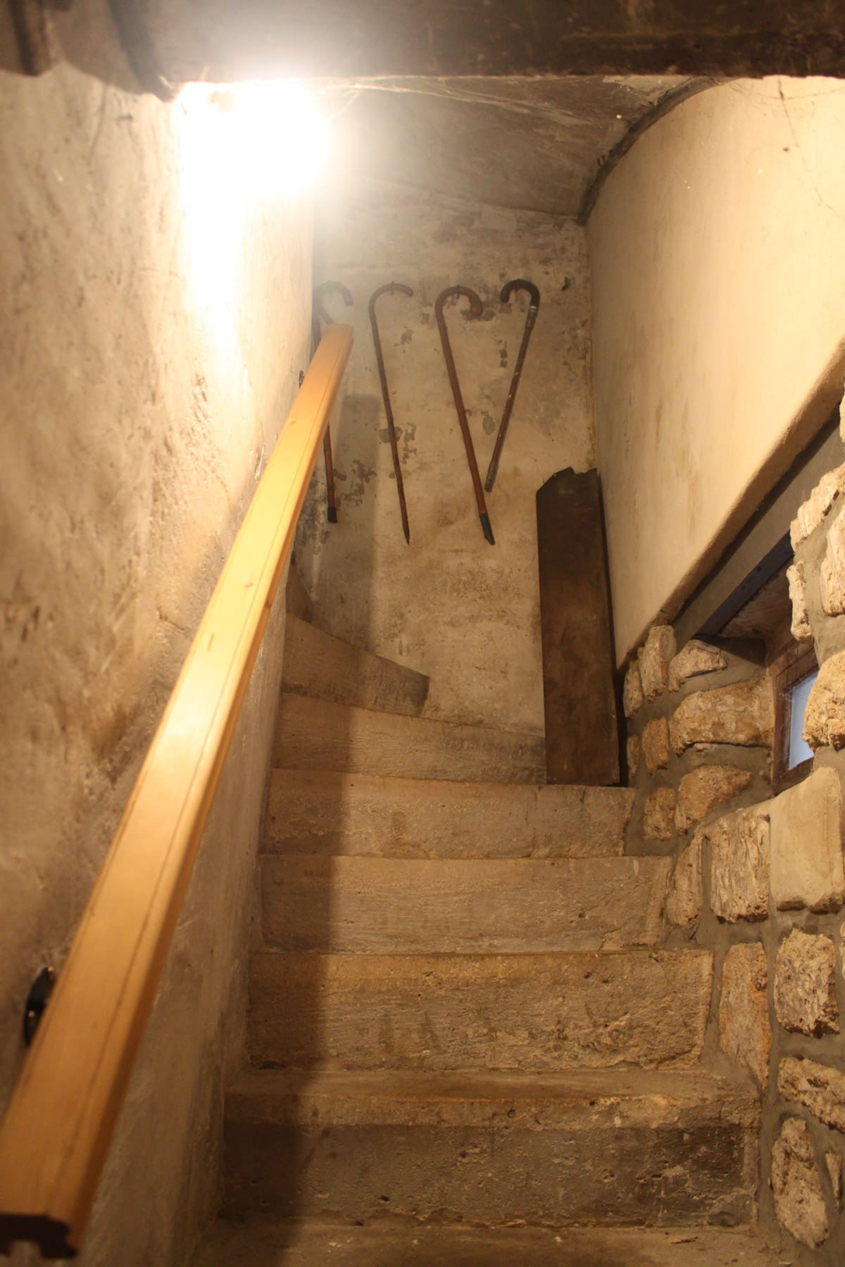 debarras cave